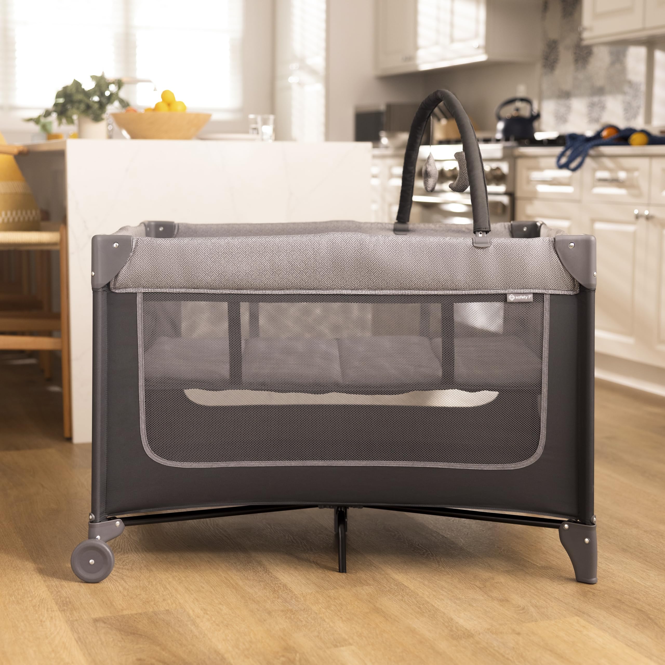 Safety 1st Basic 2-in-1 Play Yard with Bassinet, Gray - Image 13